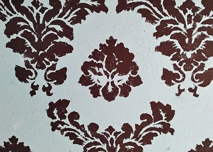 לינה וארוחת בוקר Barberia 3*