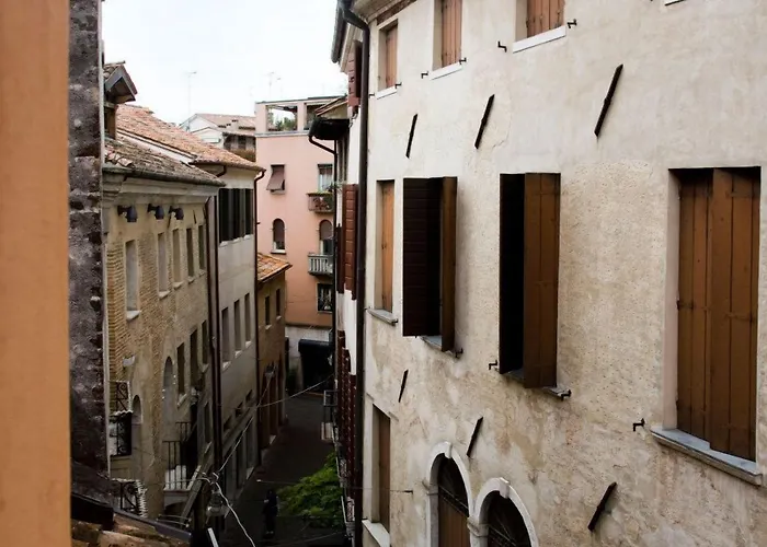 Oda ve Kahvaltı Barberia Treviso